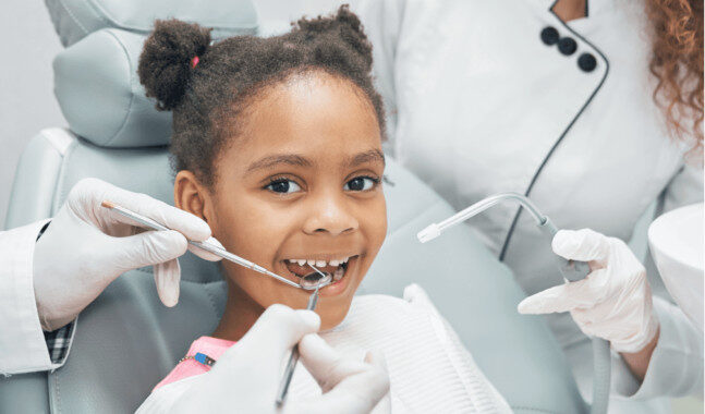 kid visit dentist